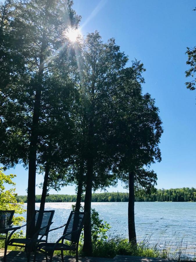 Lakefront Hope Lodge Miller Lake Exterior foto